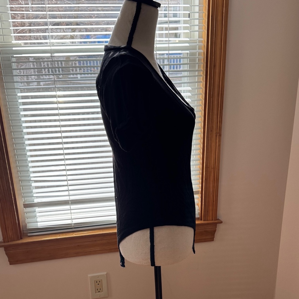 Fashion Nova‎ Black Deep V Short Sleeve Bodysuit - Picture 3 of 5